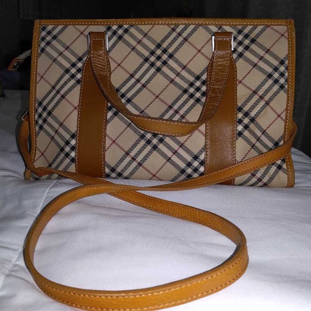 Authentic Nava Check Burberry Vintage Bag